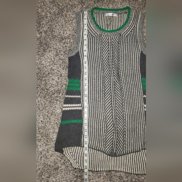 CAbi|NWT| Cable Knit Hi-lo Sleeveless Tank Top - Picture 4 of 5